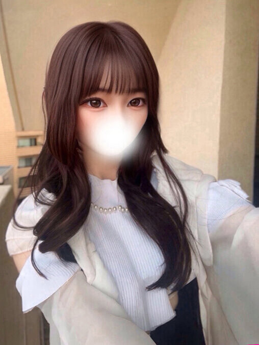 傱